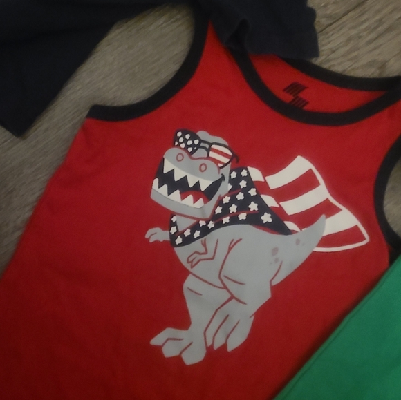 Set of boy shirts - Picture 2 of 6